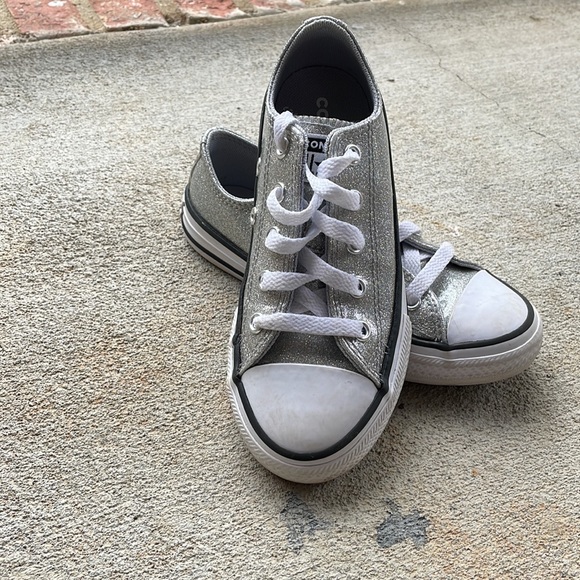 Sparkly Converse - Picture 3 of 8